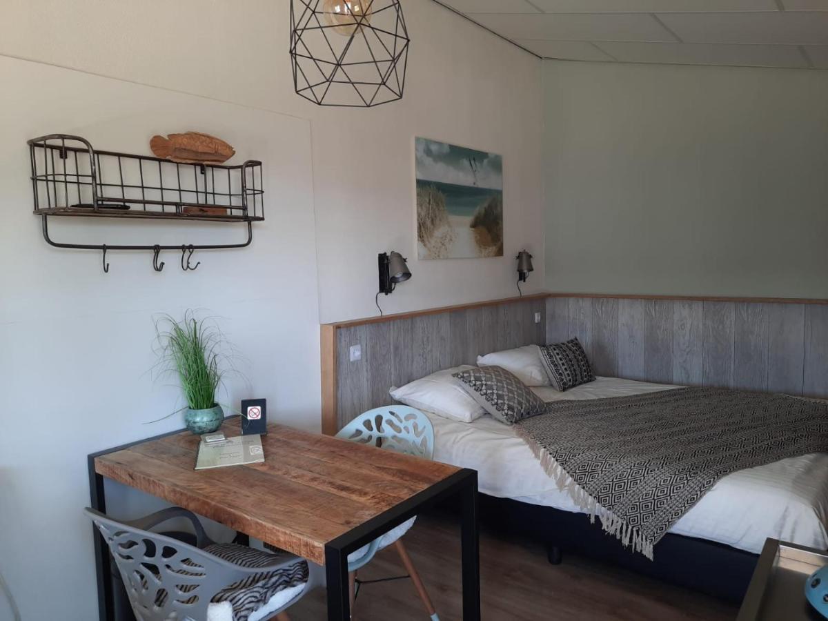 Beach Lodges Oostvoorne Lodge *
